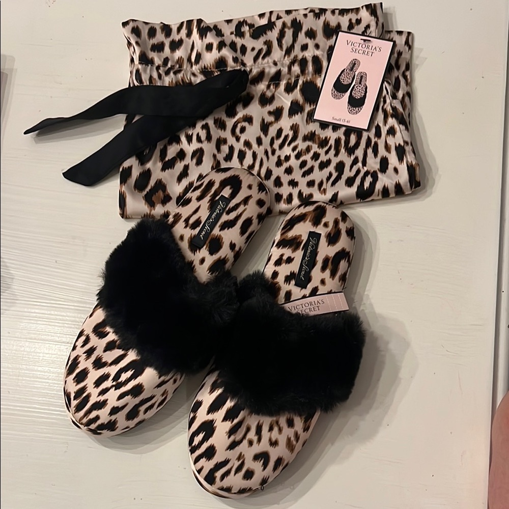 Victoria's Secret Cozy Brown and Black Slippers